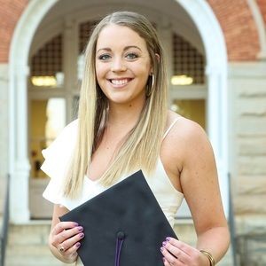 Meet your Posher, Maggie